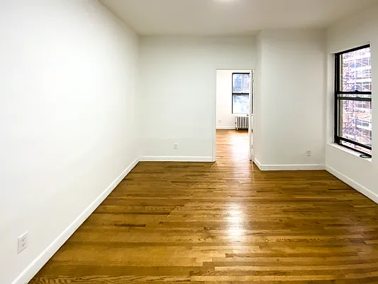 Rented by Bond New York | media 15