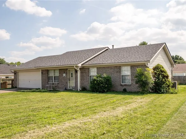1102 Stonelilly Drive, Jeffersonville, IN 47130