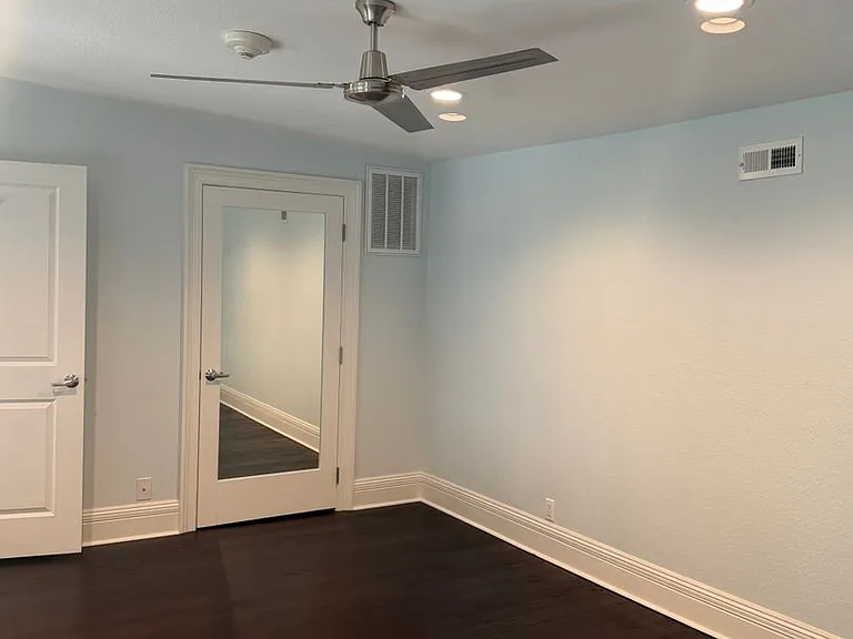 127 W Main St — Photo 19