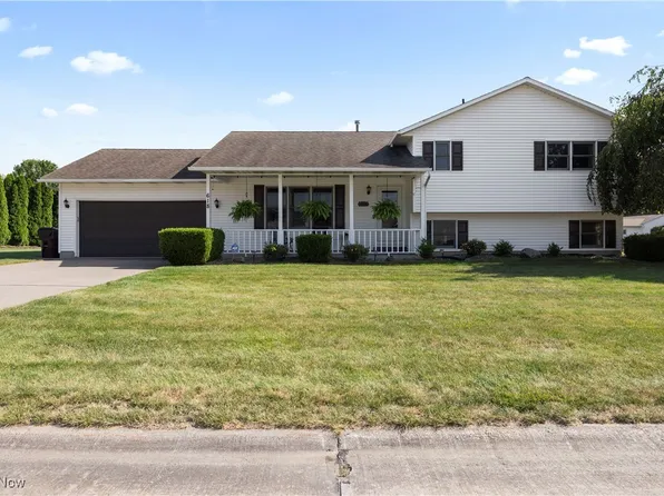 618 Bartish Dr, Amherst, OH 44001