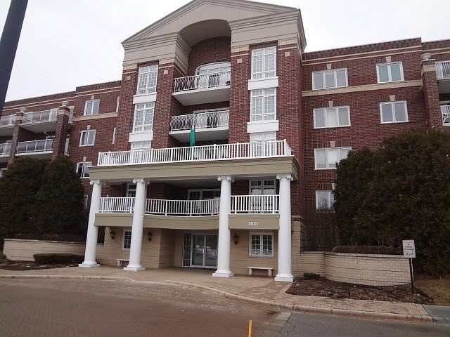 1st image of 7021 W Touhy Ave APT 210