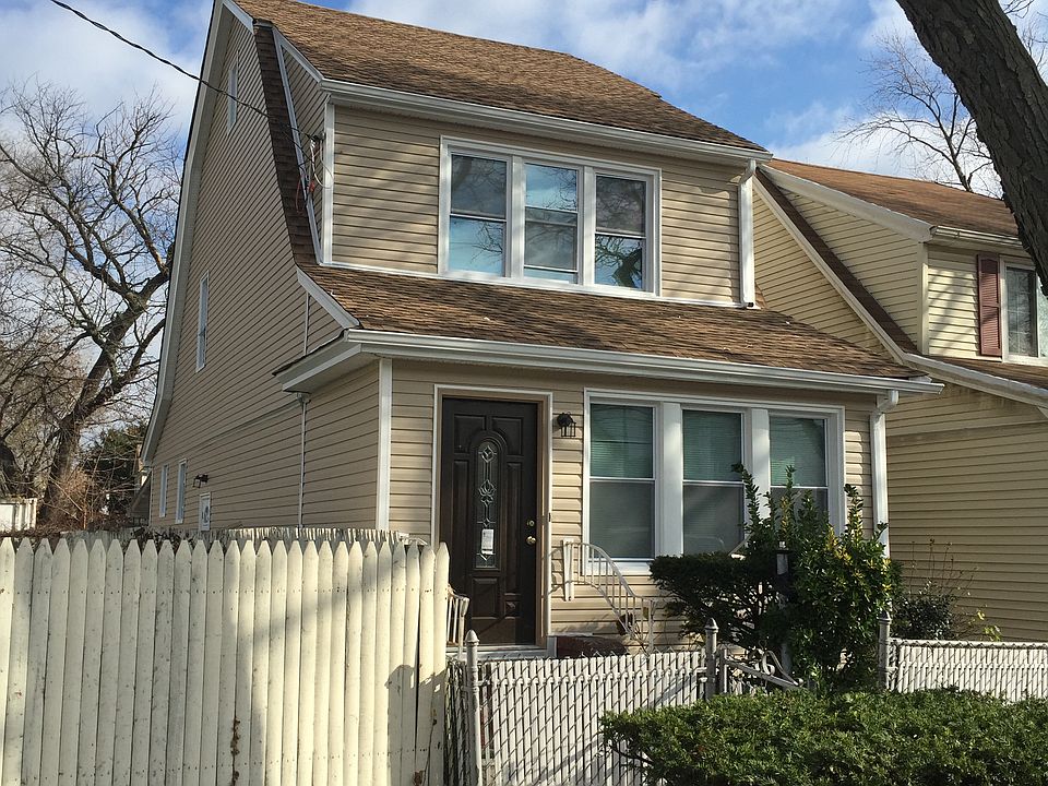2nd image of 11816 190th St