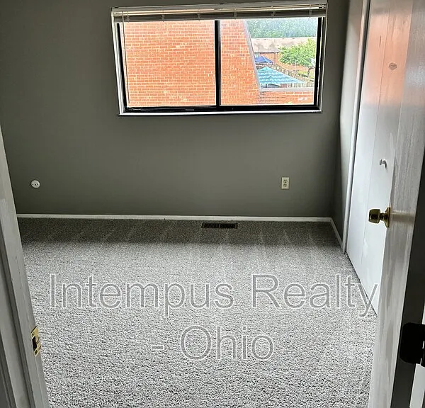 21 King Arthur Ct — Photo 14