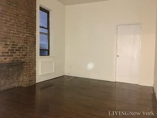 Rented by Living New York | media 13