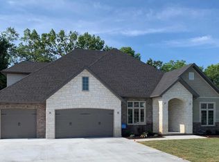 797 S Hickory Ter, Springfield, MO 65809