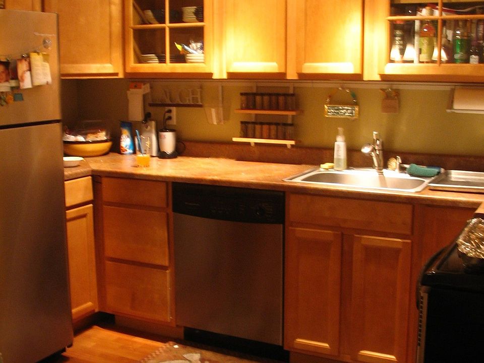 1st image of 1127 E Dalton Ave