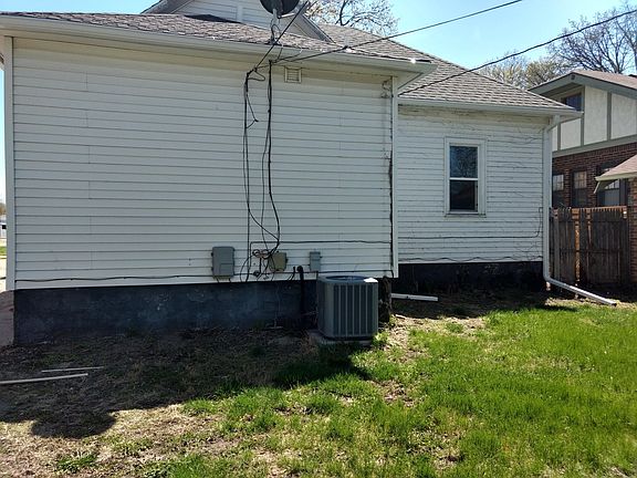 3rd image of 418 W Louise St