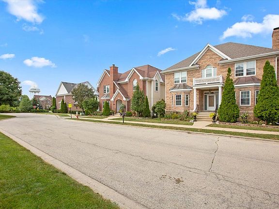 3rd image of 333 W Roosevelt Ave