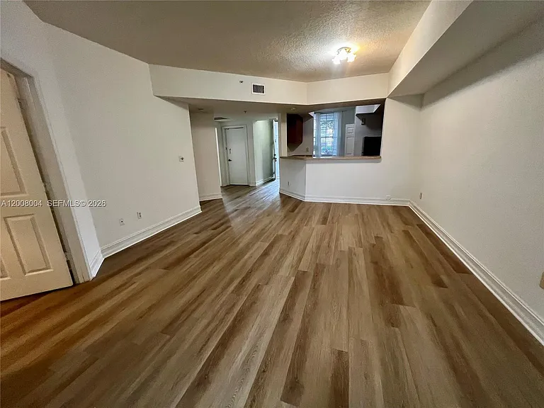 771 SW 148th Ave #1305 — Photo 7