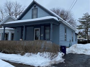 79 Prentice St, Lockport, NY 14094