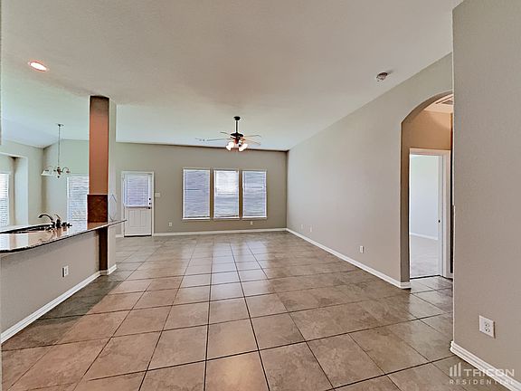 3rd image of 111 San Bernard Dr