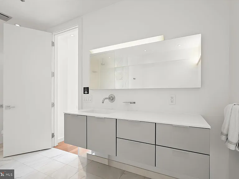 100 Harborview Dr #1901 — Photo 62