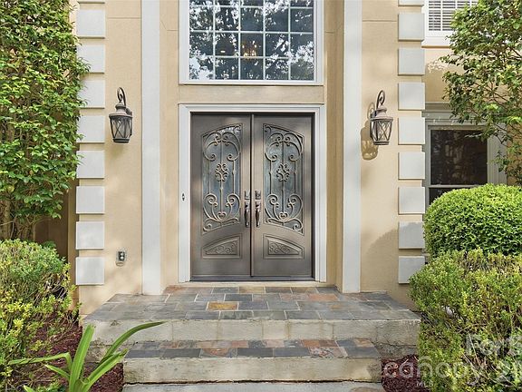 5th image of 7425 Seton House Ln