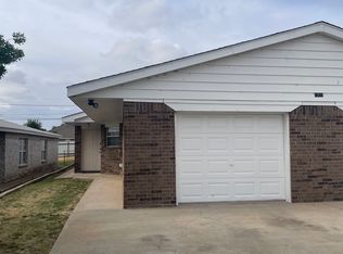 2700 9th Ave #B, Canyon, TX 79015