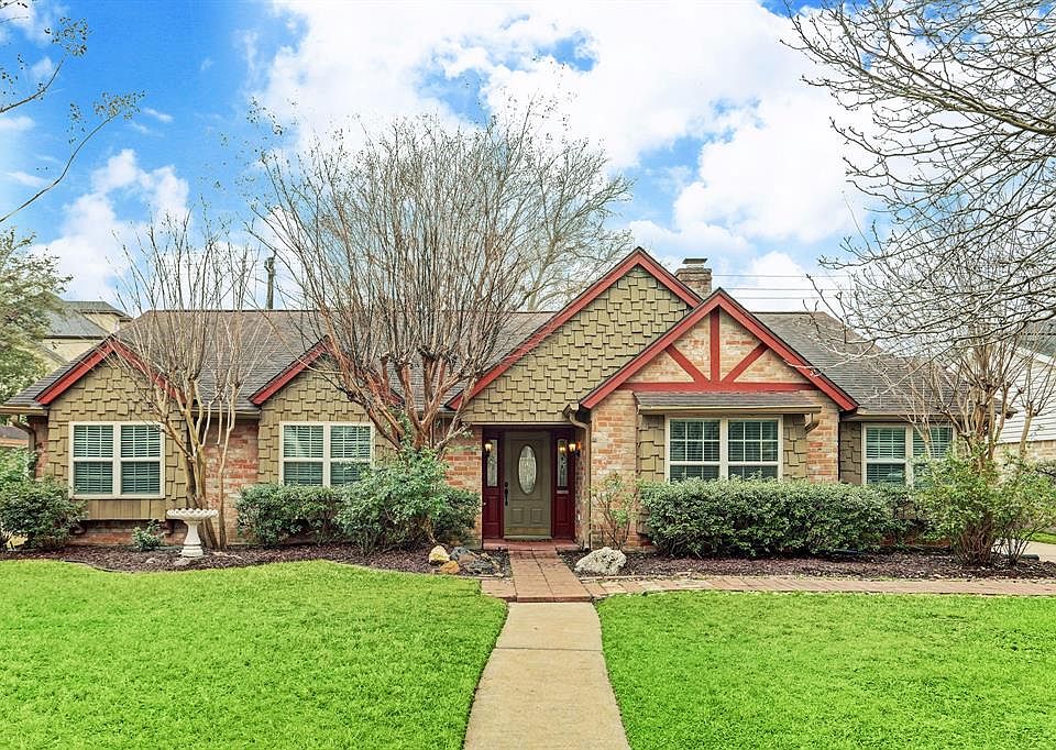1st image of 2819 Quincannon Ln