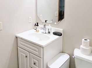 800 98th Ave NW APT 202, Coon Rapids, MN 55433