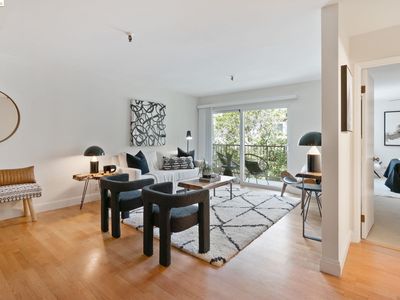 325 Lenox Ave APT 310, Oakland, CA, 94610
