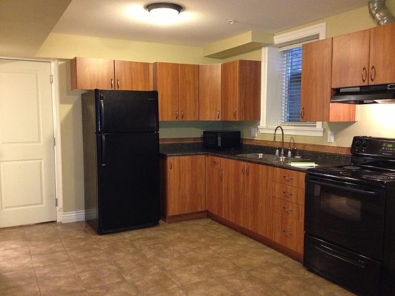 5th image of 15551 Goggs Ave #Basement