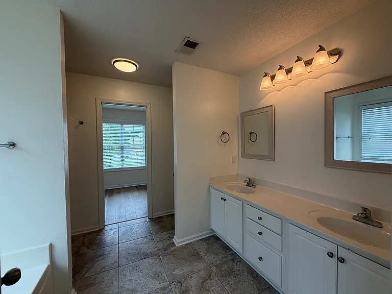 3892 Plymouth Rock Dr — Photo 13