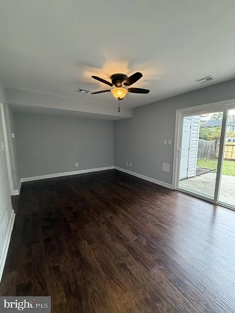 3 bed, 1.5 bath, 1225 sqft, $1,850 — Photo 2