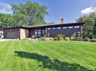 10191 Lafayette Ln, Dimondale, MI 48821