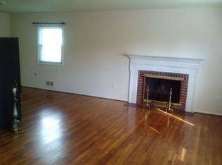 1110 Schindler Dr, Silver Spring, MD 20903