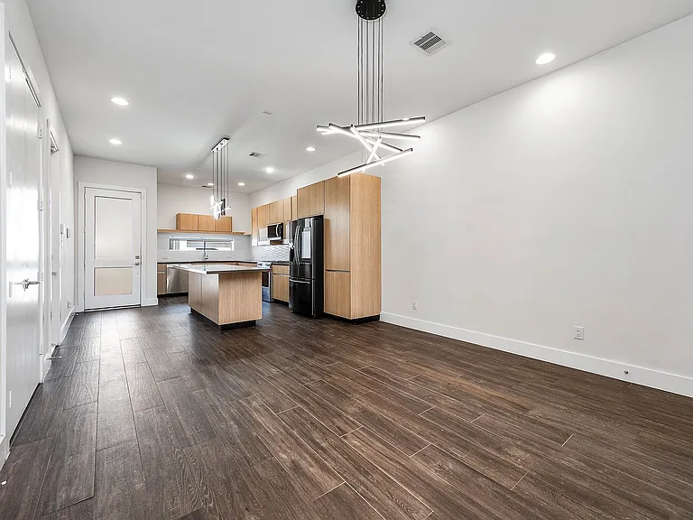 5519 Paraiso Pl — Photo 10