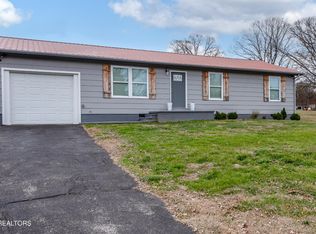 549 Russell Rd, Rockford, TN 37853