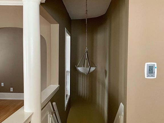 stairs to front entrance