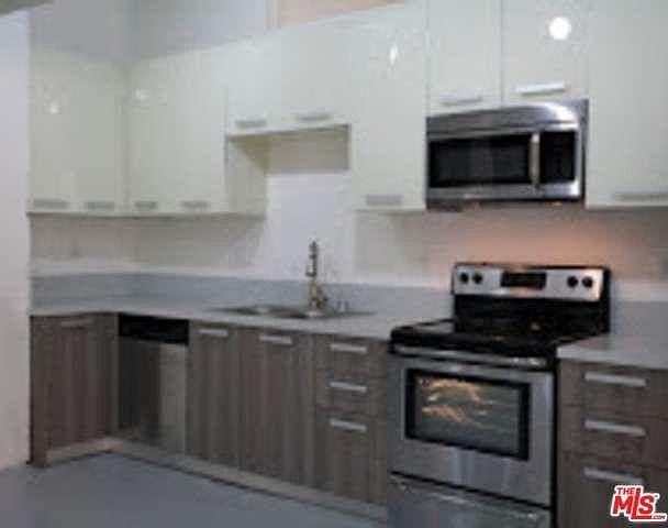 2nd image of 837 Traction Ave Unit 309