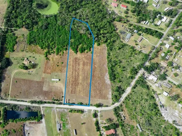 14421 Seminole Trl, Wimauma, FL 33598