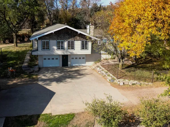 48093 260th St, Brandon, SD 57005