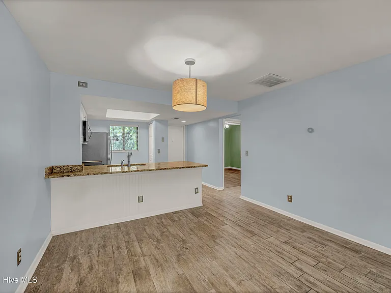 4403 Holly Tree Rd — Photo 12
