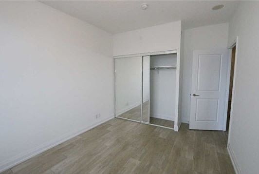 5th image of 7890 Bathurst St Unit 1610