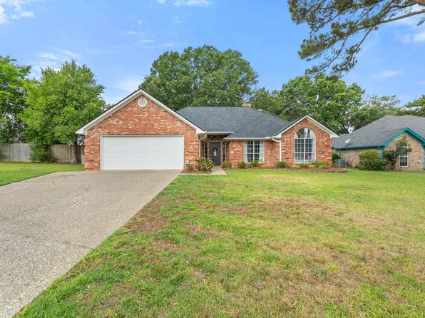 19234 Honeysuckle Dr, Flint, TX 75762
