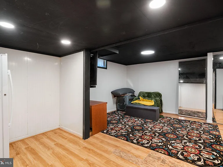 6011 Williamsburg Rd — Photo 27