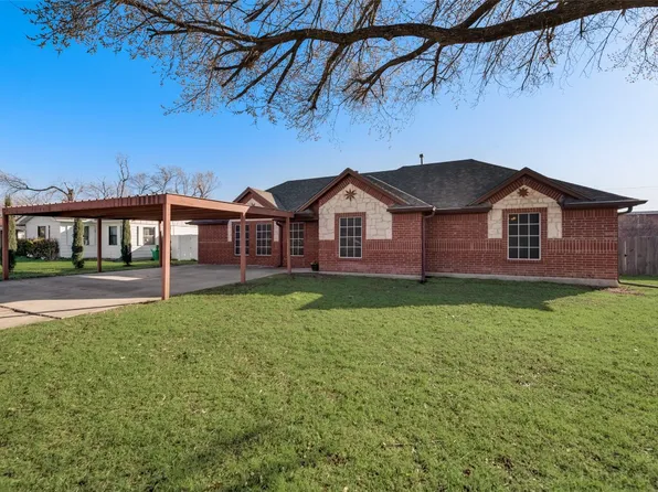 3306 Swan St, Haltom City, TX 76117