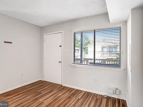 5th image of 4139 Meadowland Ct