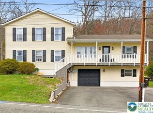 5193 Vera Cruz Rd, Center Valley, PA 18034