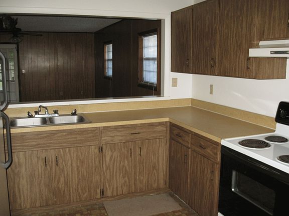 2nd image of 808 Bebo Ln