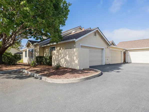 1051 Olympic Ln, Seaside, CA 93955