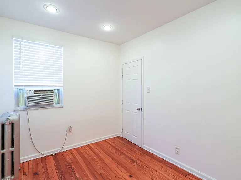 2127 S Beechwood St — Photo 18