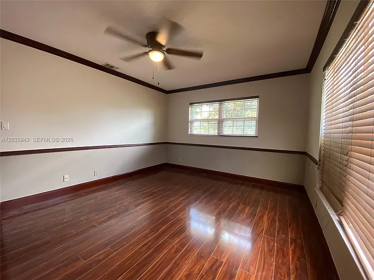 490 Bonaventure Blvd — Photo 5