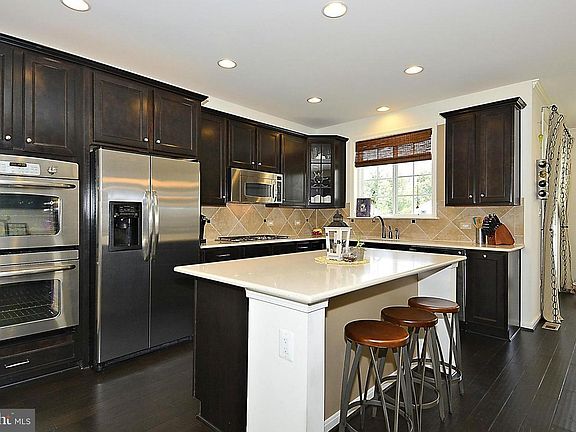 Kitchen with double oven