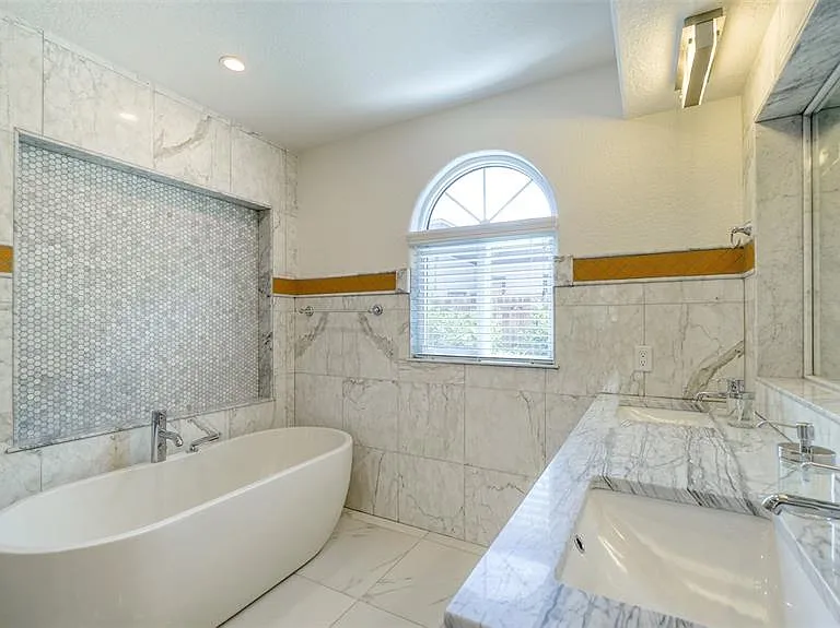 2520 Tami Sola St — Photo 27
