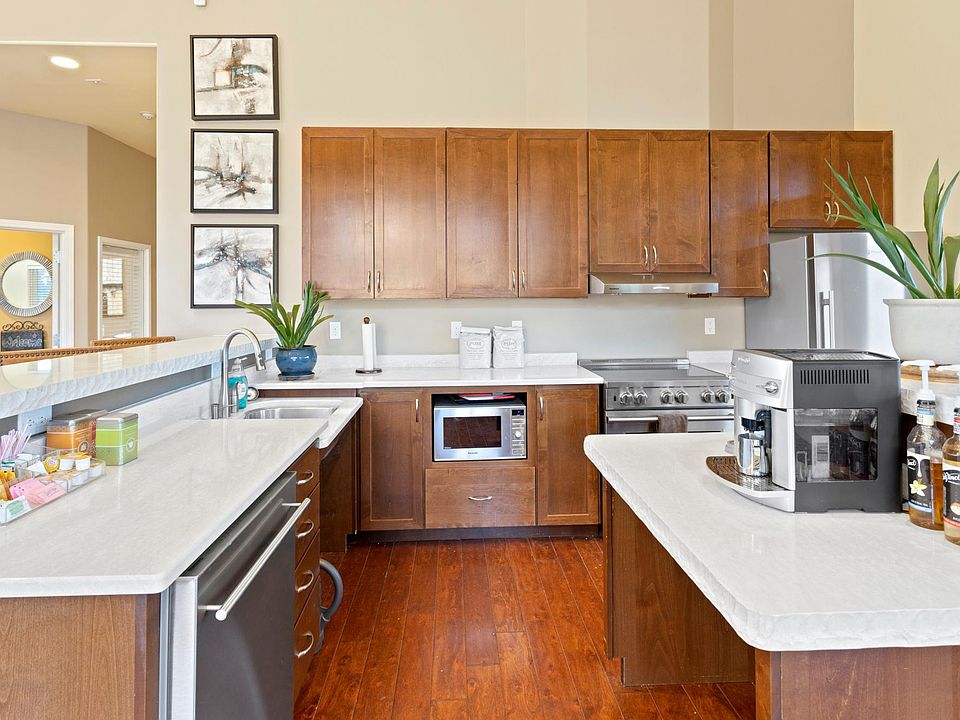 Clubhouse Kitchen with Resident Coffee Bar