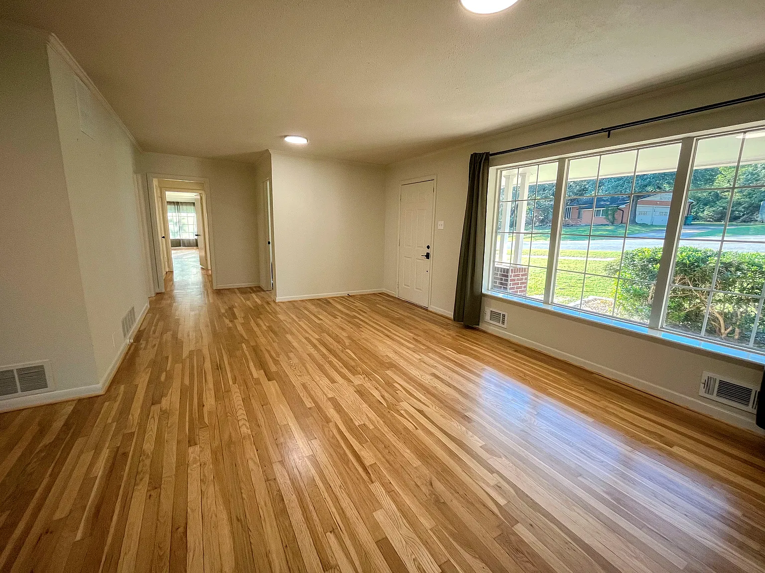 3 bed, 1703 sqft, $1,650 — Photo 4