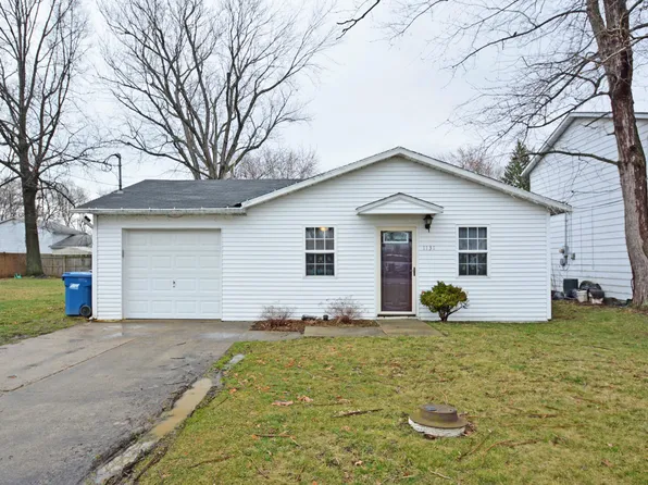 1131 Jackson St, Vermilion, OH 44089