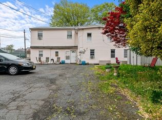 352 New York Ave, Elizabeth, NJ 07202