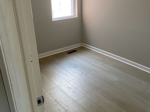 5th image of 6054 N Norwood St
